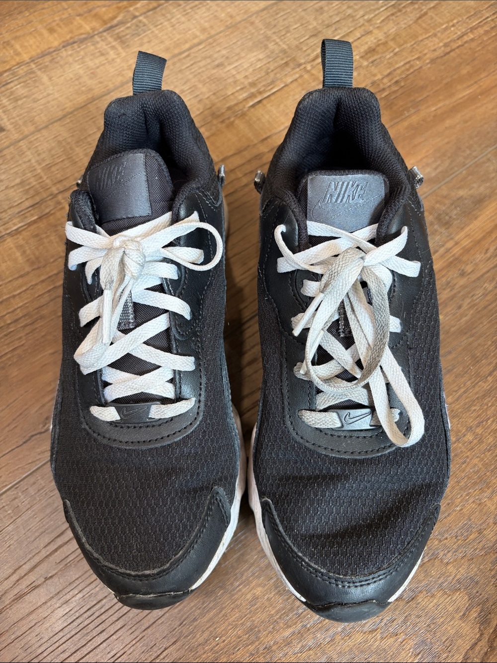 Nike Women’s Black and White Low-Top Sneakers